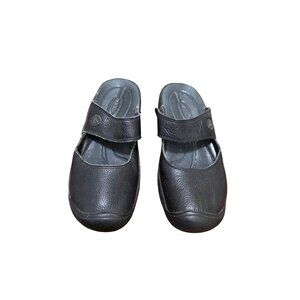 Keen Women's  Black Leather Mary Jane Style Slip-On Shoes Adjustable Strap Size